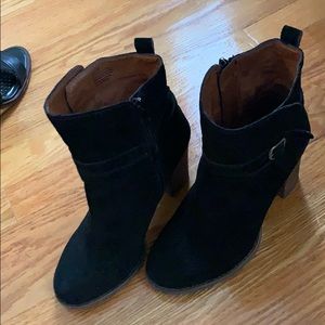Lucky brand black suede ankle boots - size 8